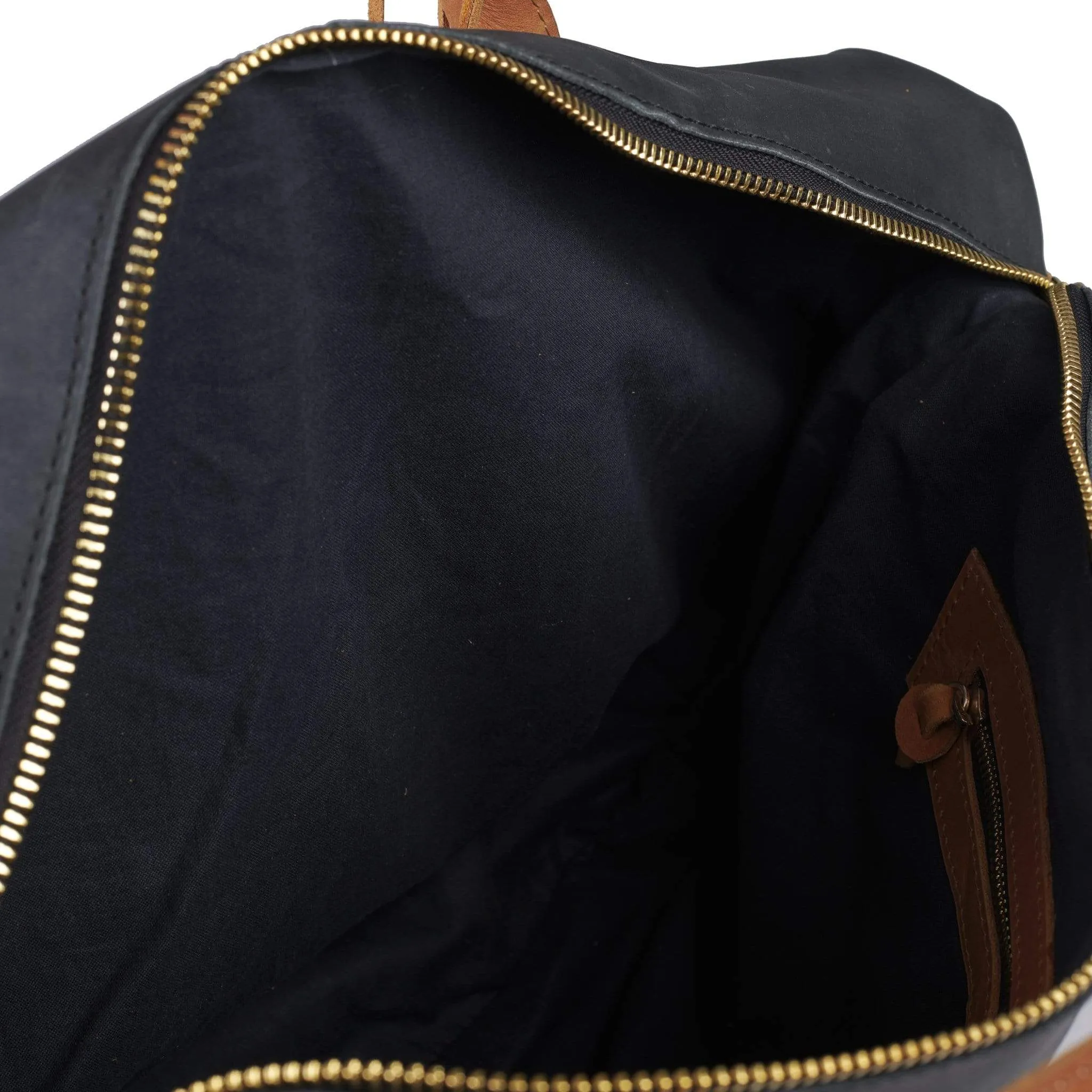 Ado Travel Bag