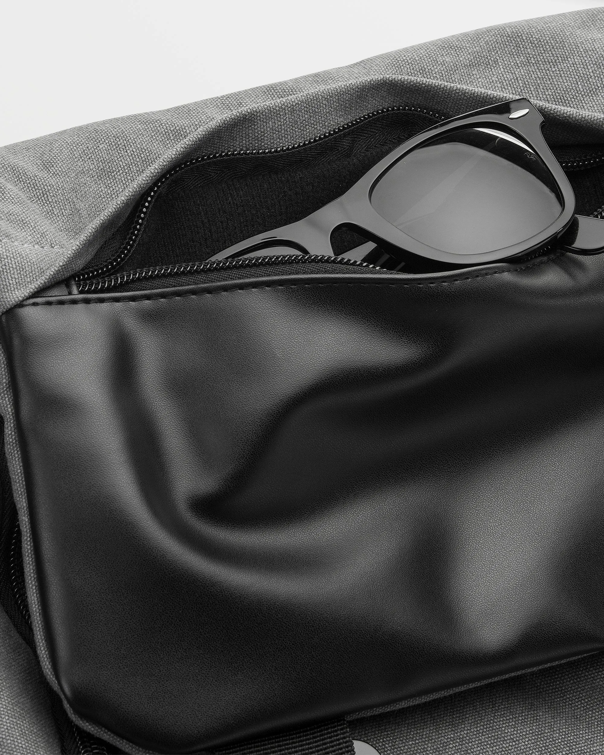 Charter Ruck Rucksack - GREY
