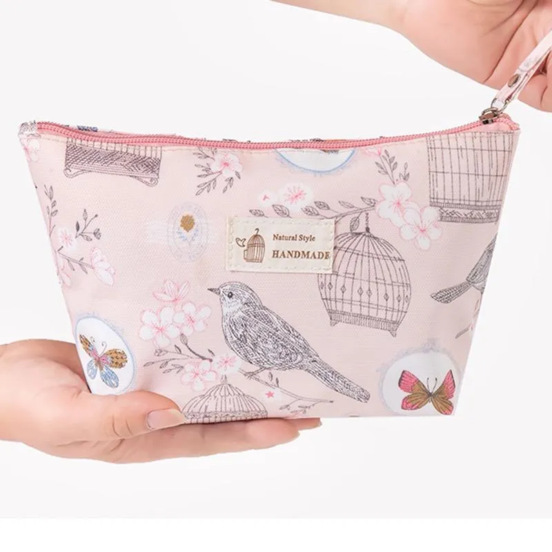 Chelsea Rose Print Makeup Bag(blue)