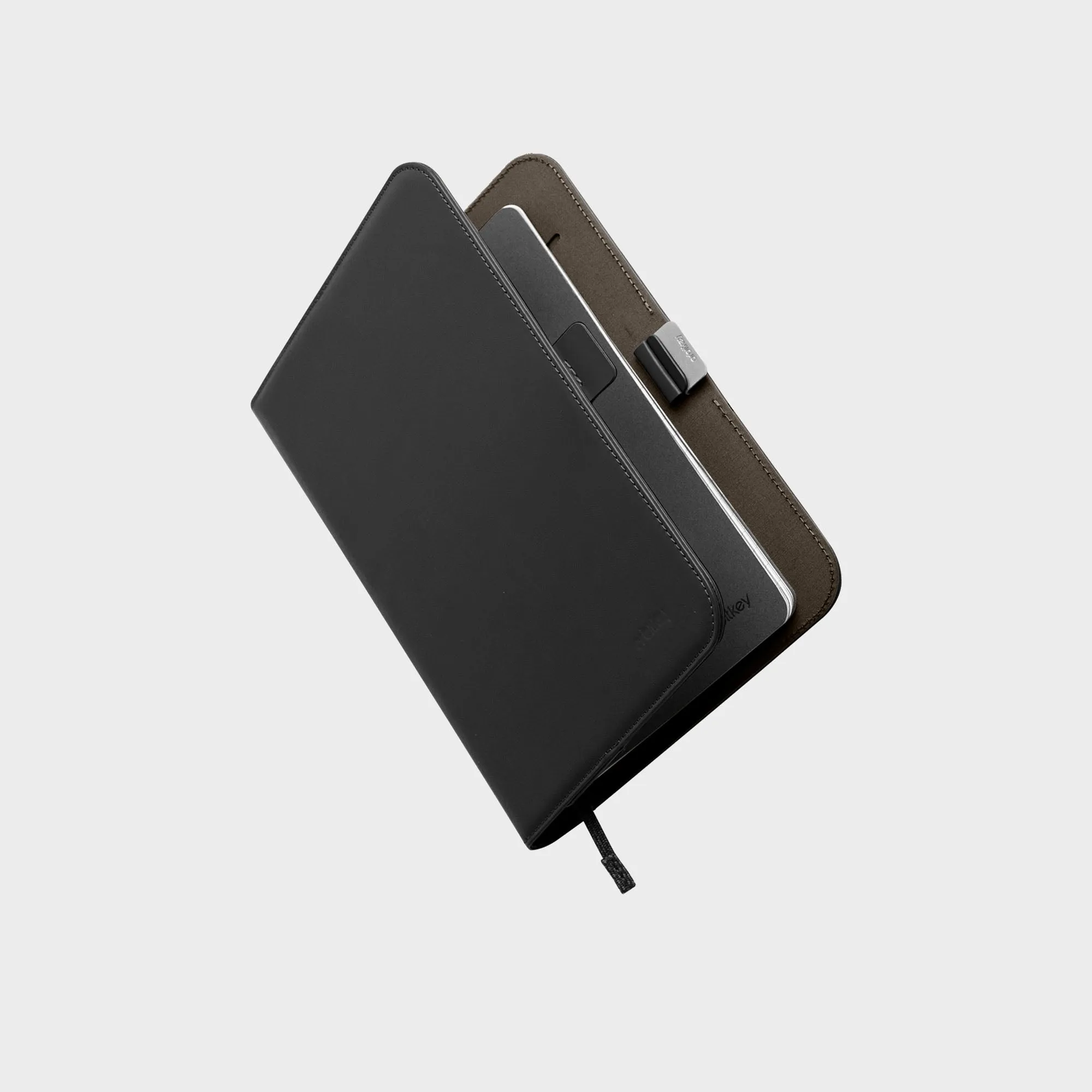 Compendium (Leather Free)