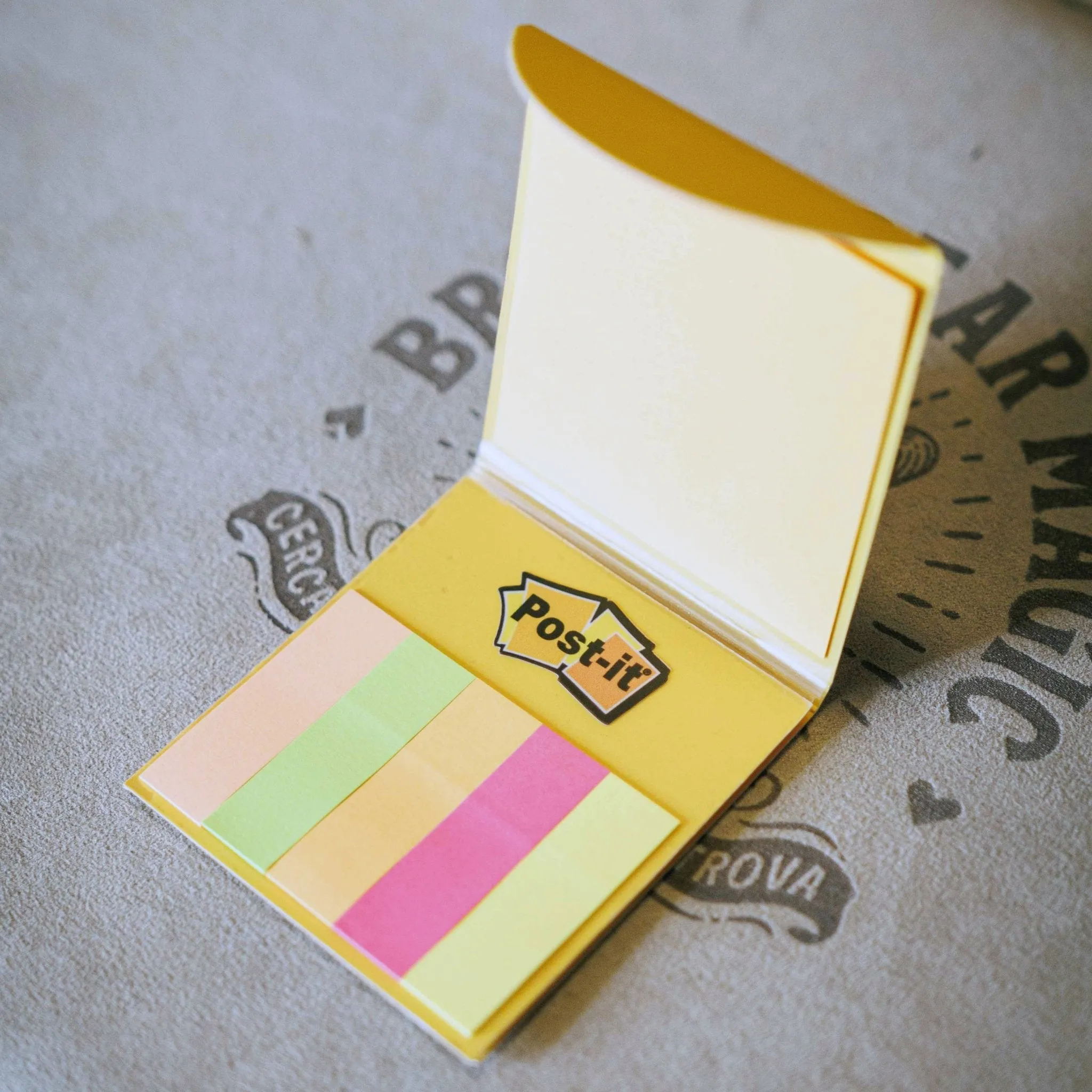 FLICK-IT by Manuel Seminario & Twister Magic