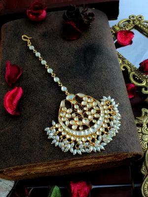 Jivika Maang Tikka