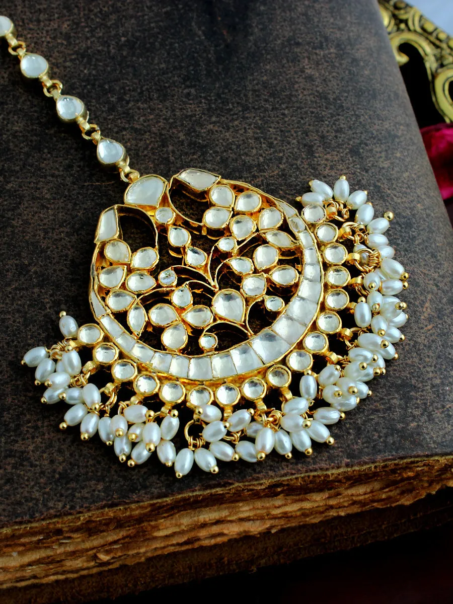 Jivika Maang Tikka