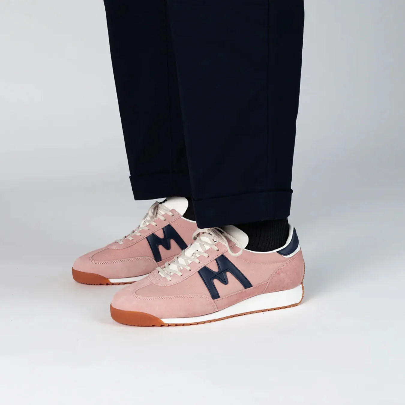 Karhu Women's Mestari Trainer Cameo Rose / Dress Blues