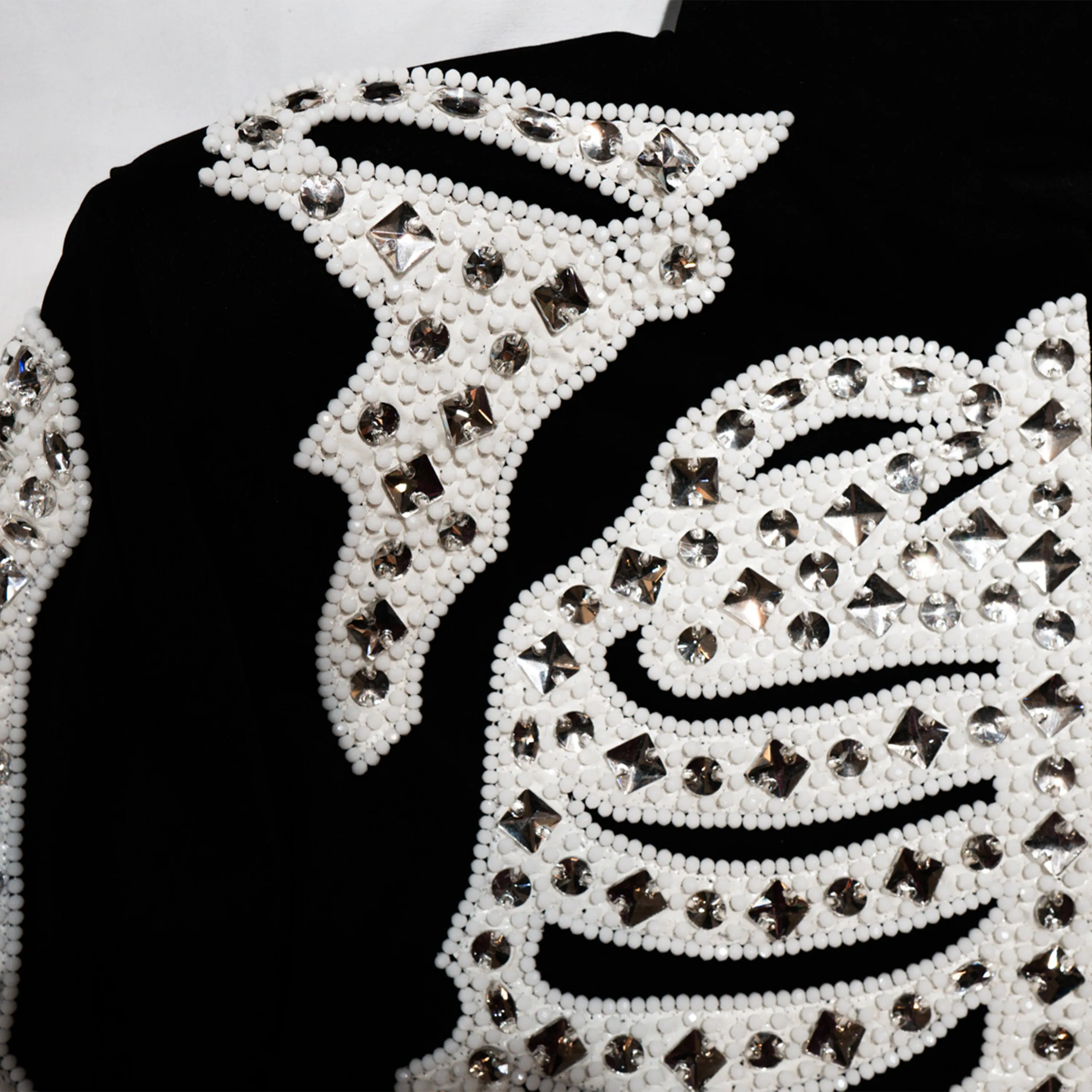 Kashani Skeleton Hyper Crystal Heart White Studded Jacket