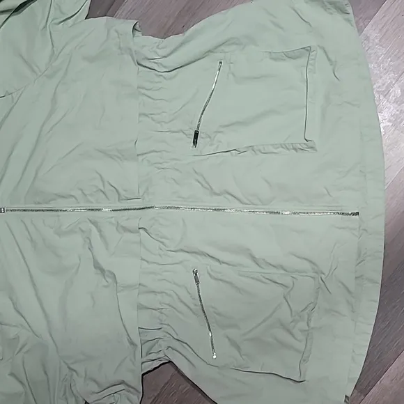 Lane Bryant Crinkle Cinched-Waist Jacket With Convertible Hood Size 22/24 (3x)