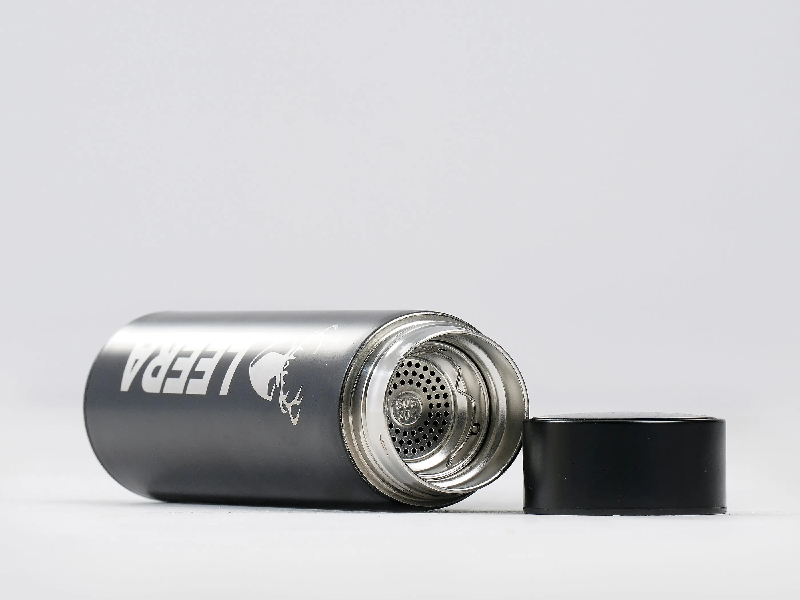 Leera Black thermal insulation Water Bottle