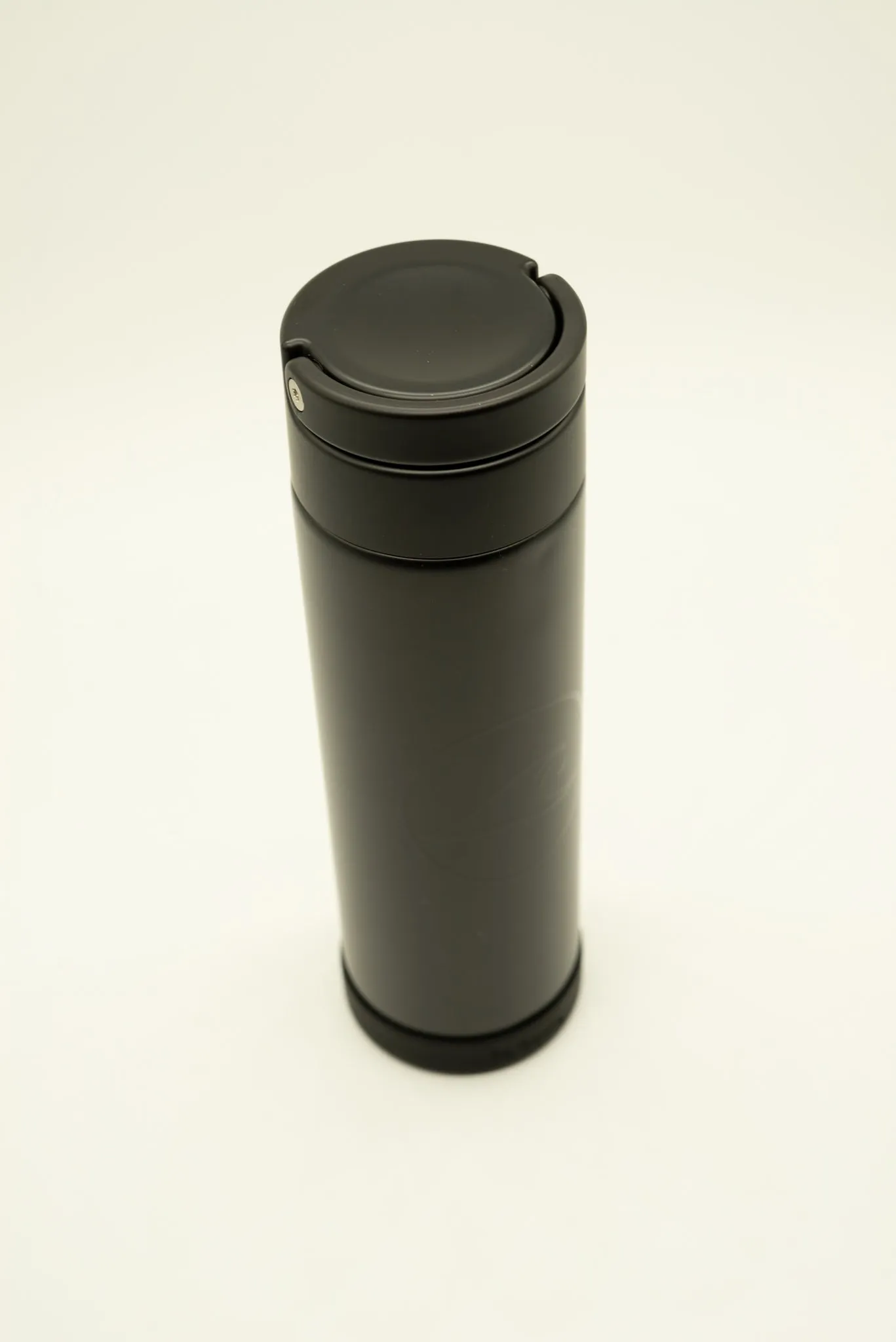 Lifestyle Wake 18oz Black Bottle w/ Infuser