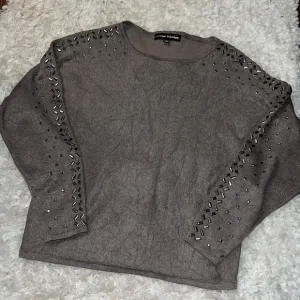Nwot studded sweater