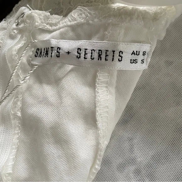 NWT SAINTS   SECRETS WHITE LACE EMBROIDERED MINI DRESS!!