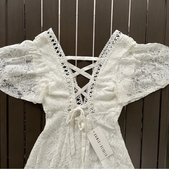 NWT SAINTS   SECRETS WHITE LACE EMBROIDERED MINI DRESS!!