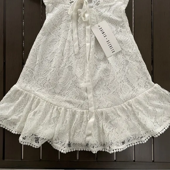 NWT SAINTS   SECRETS WHITE LACE EMBROIDERED MINI DRESS!!