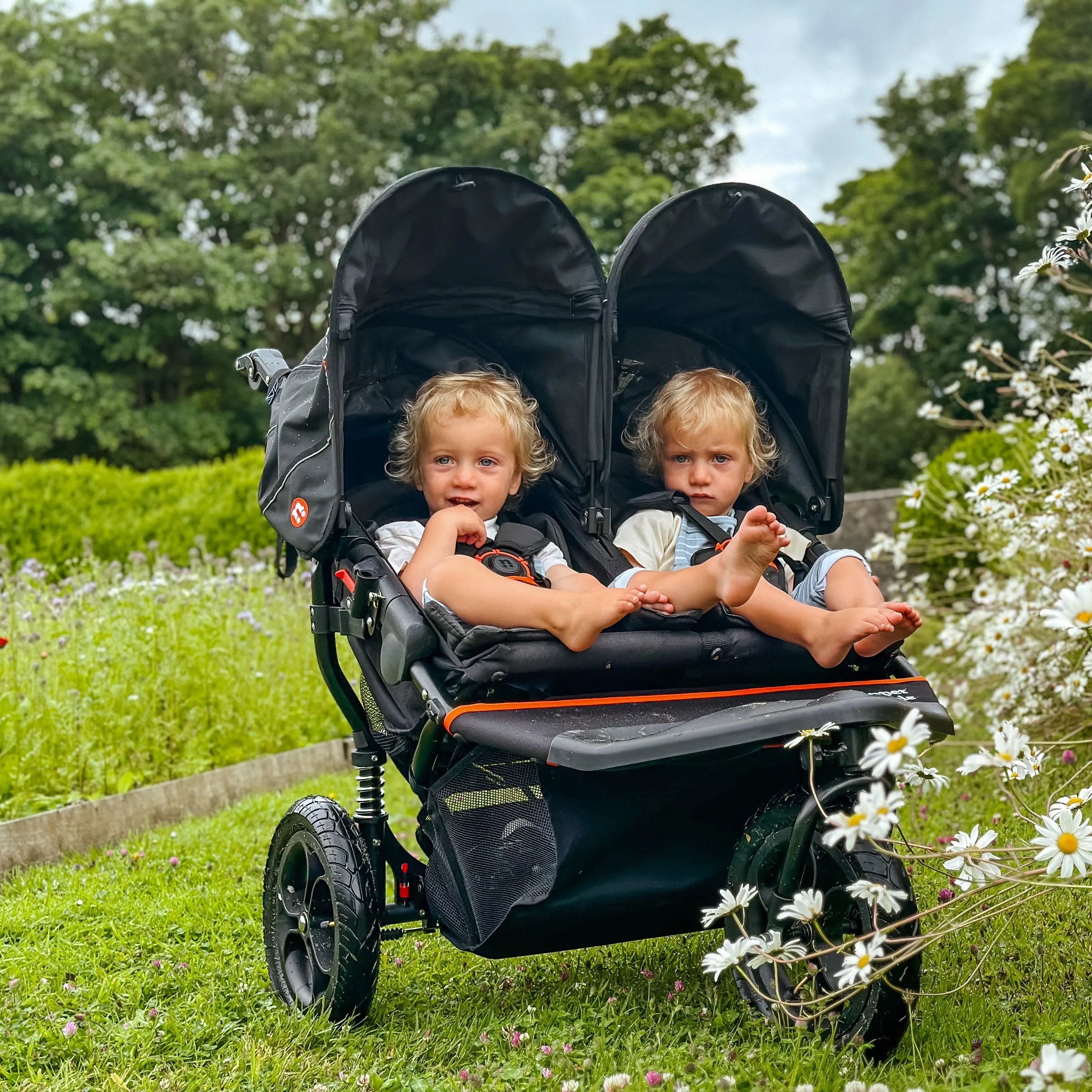 Out n About Nipper V5 Double Pushchair - Brambleberry Red