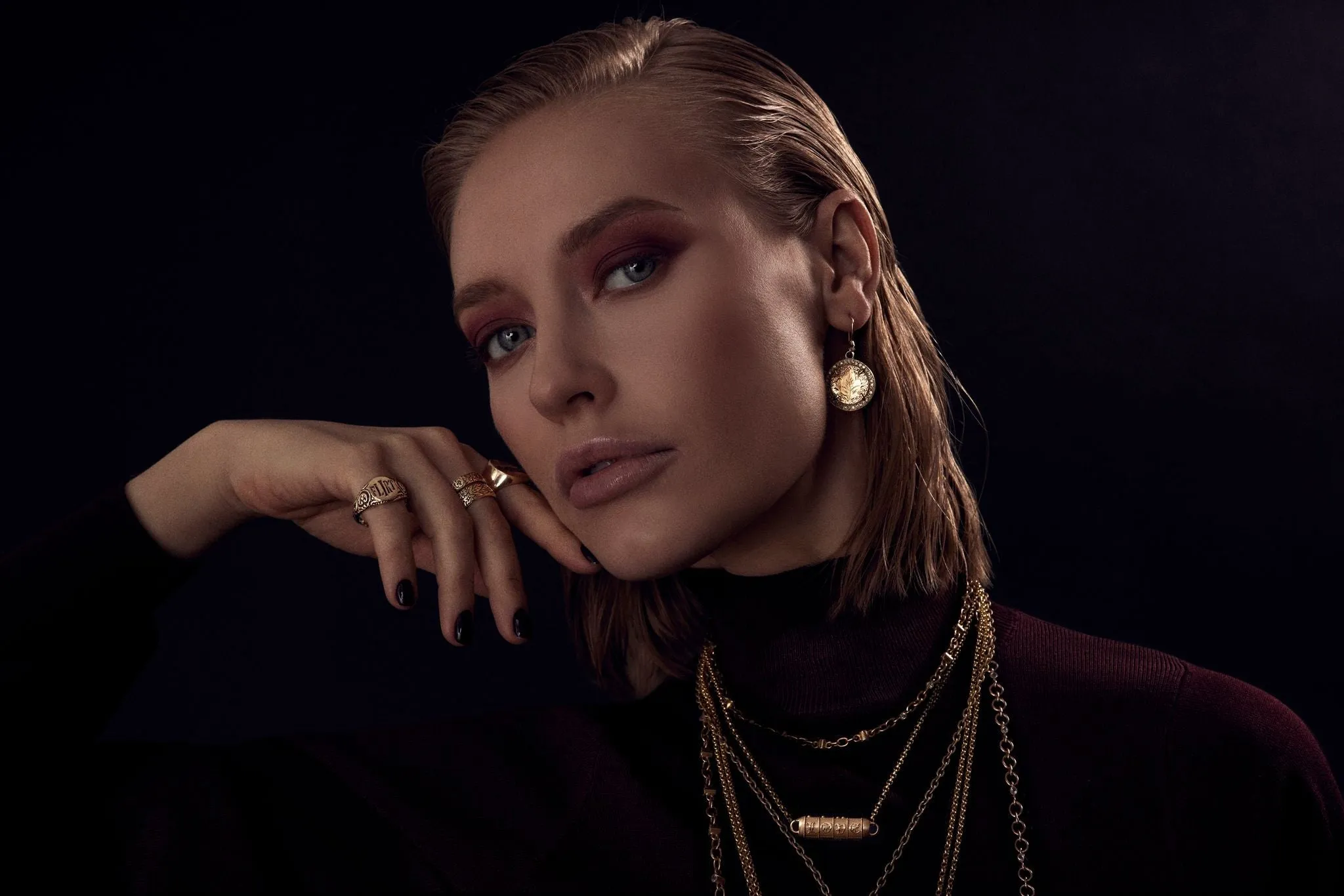 Signature Round Link Studded Chain