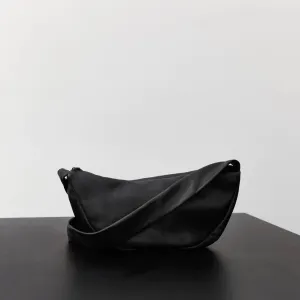 SOFT CRESCENT BAG - BLACK