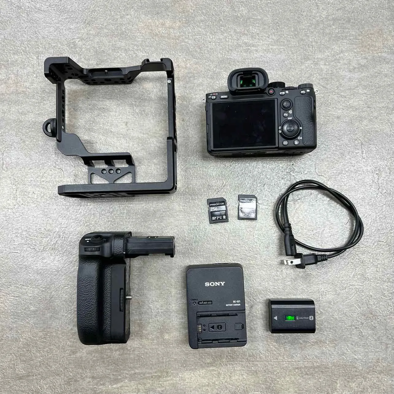 Sony Camera "A7R III" Used Black