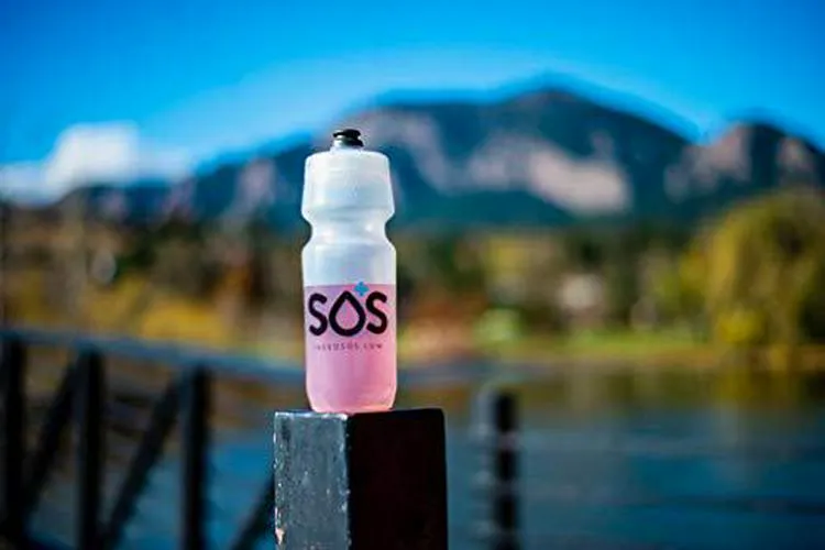 SOS Hydration Electrolytes and Vitamins 16.9 Fl Oz Drink, Low-Sugar, Immunity Support Hydration Replenishment, Fruit Punch Flavor, Pack of 12
