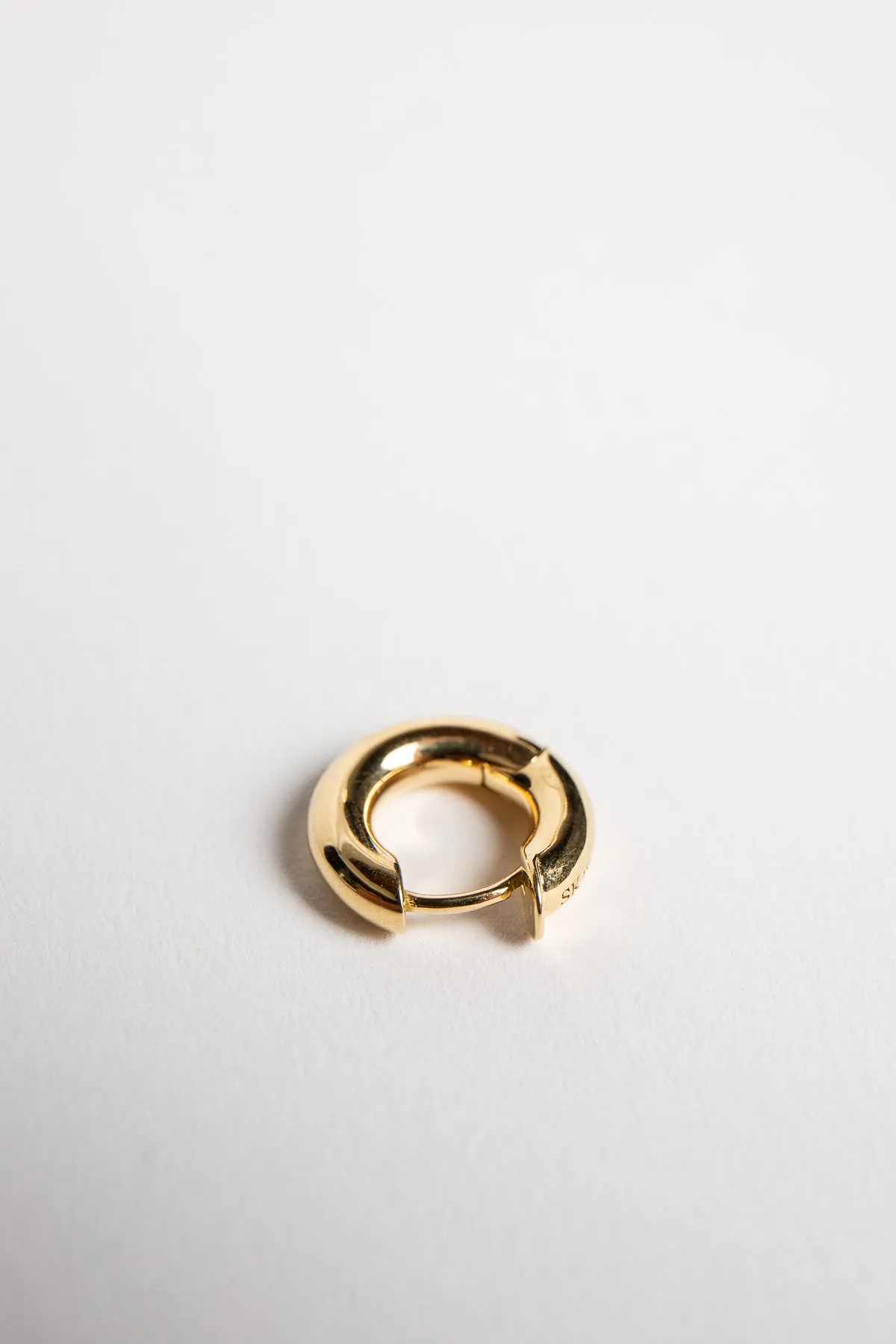 SPINELLI KILCOLLIN | MACRO HOOP EARRING (SINGLE)