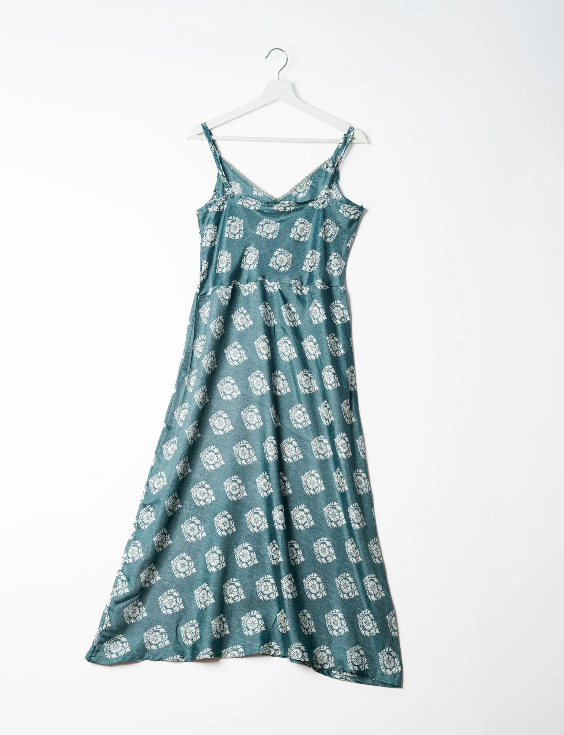 STRAP DRESS