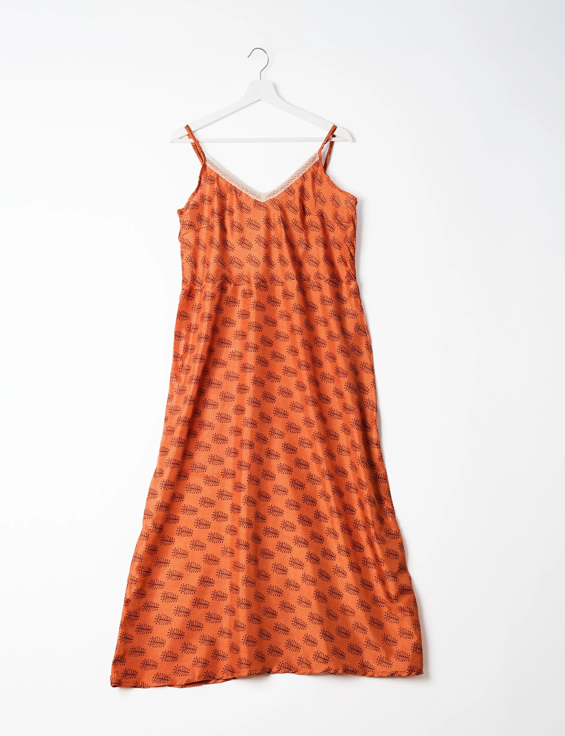 STRAP DRESS
