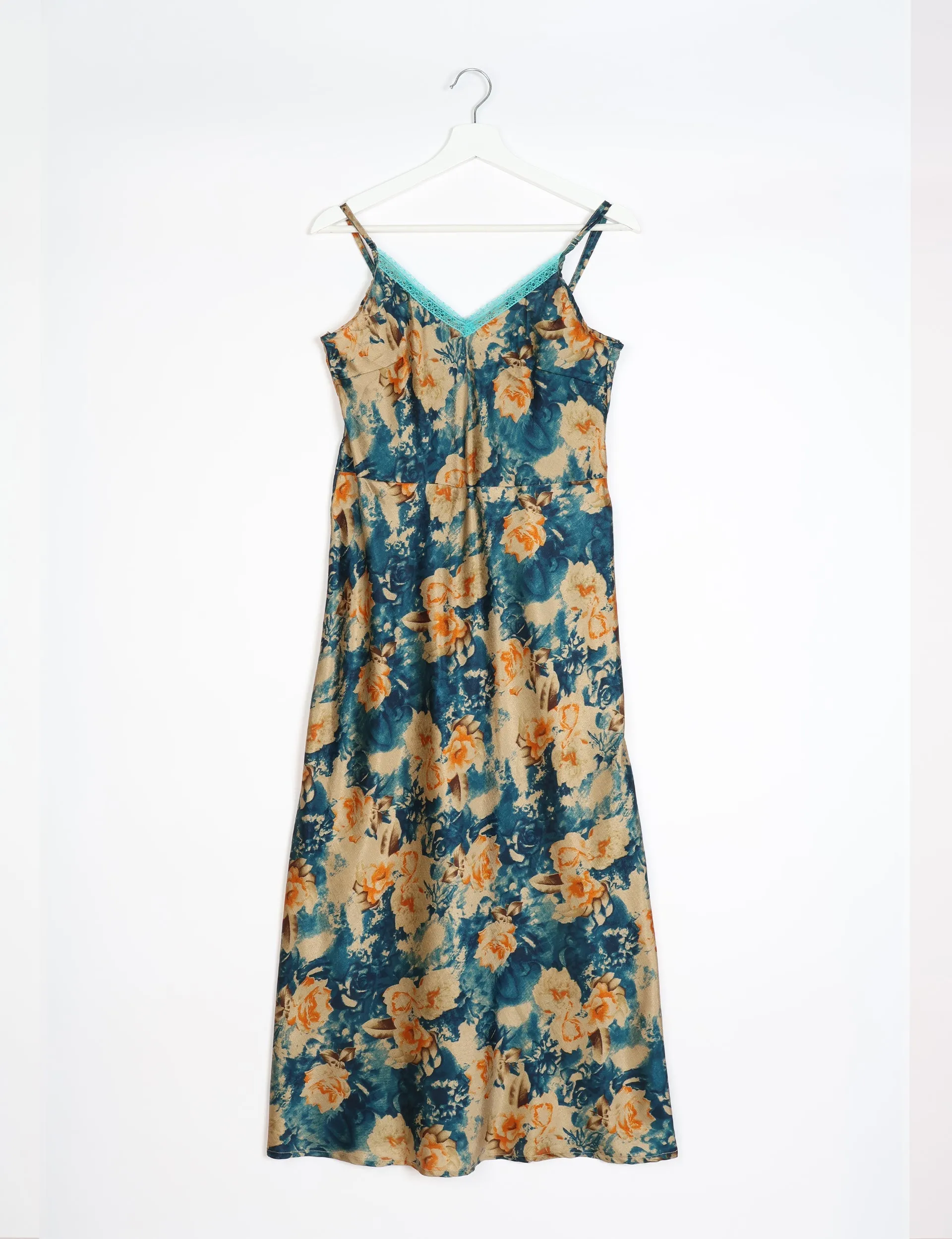 STRAP DRESS