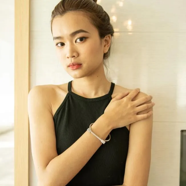 THE RIGHT SCREW BRACELET