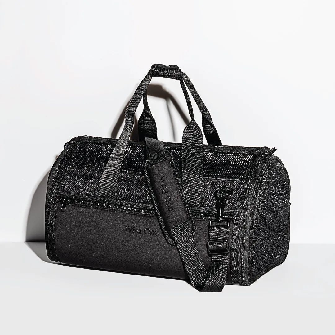 Travel Carrier in Black