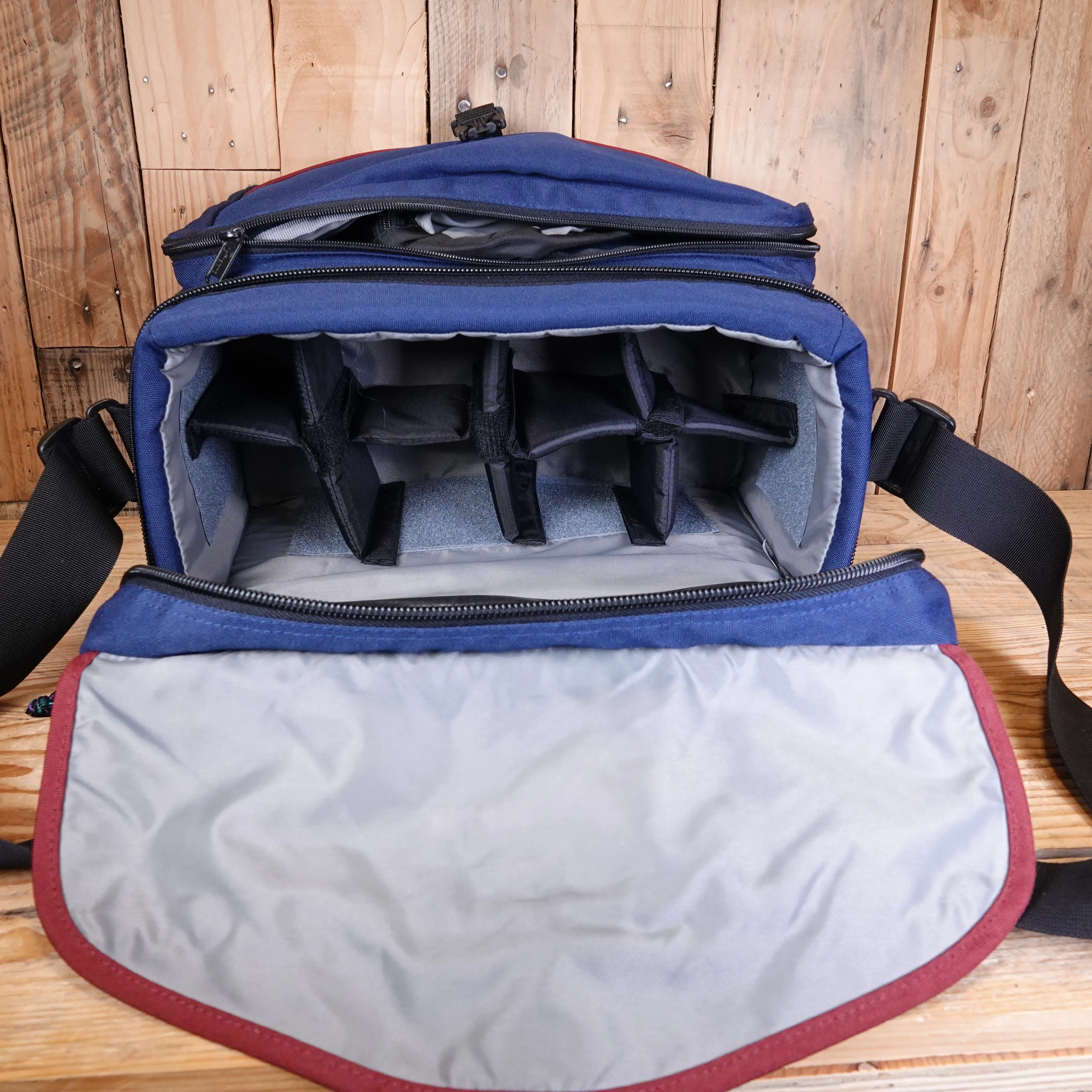 Used Lowepro Nova 5 shoulder bag