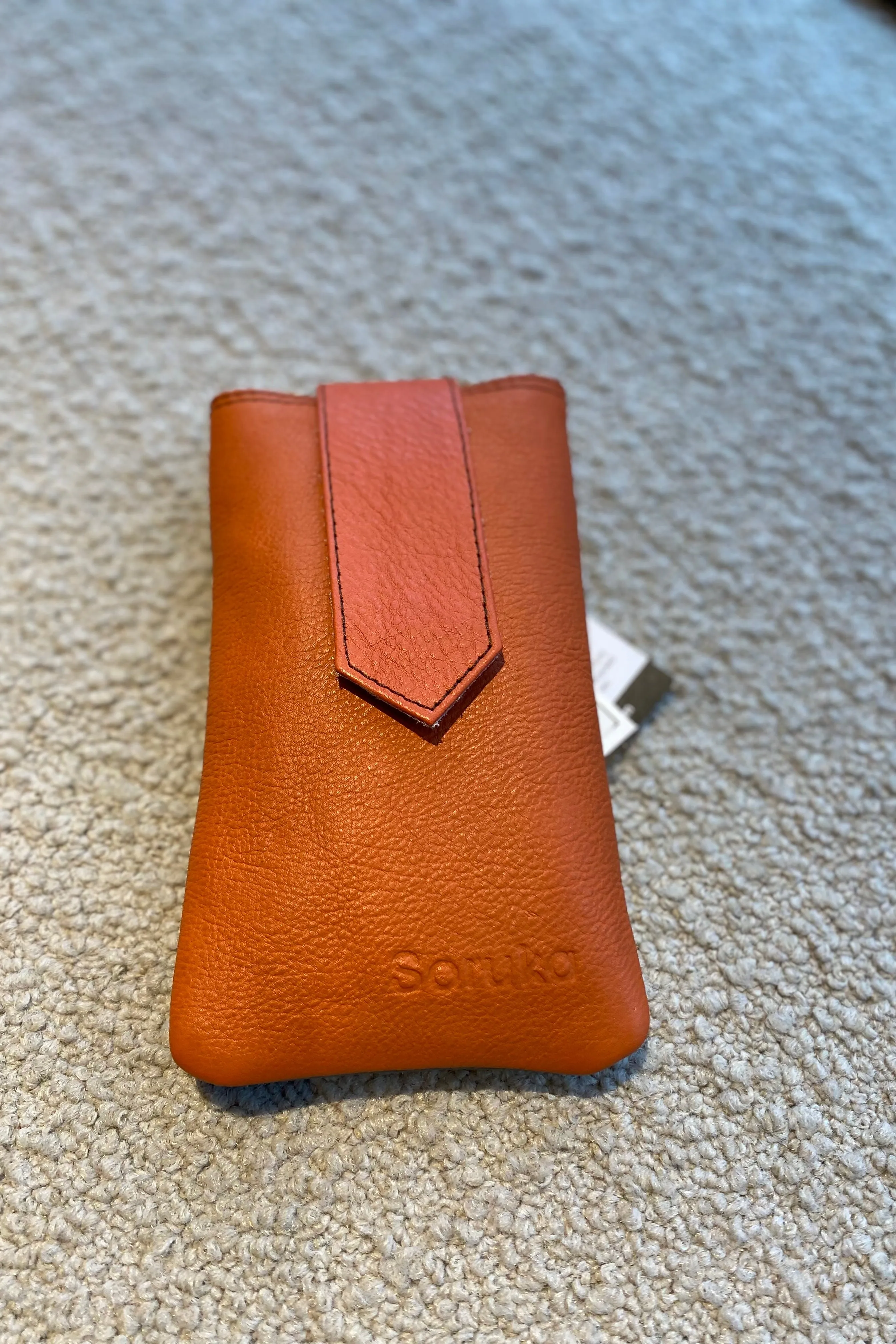 Zoe Plain · Phone bag